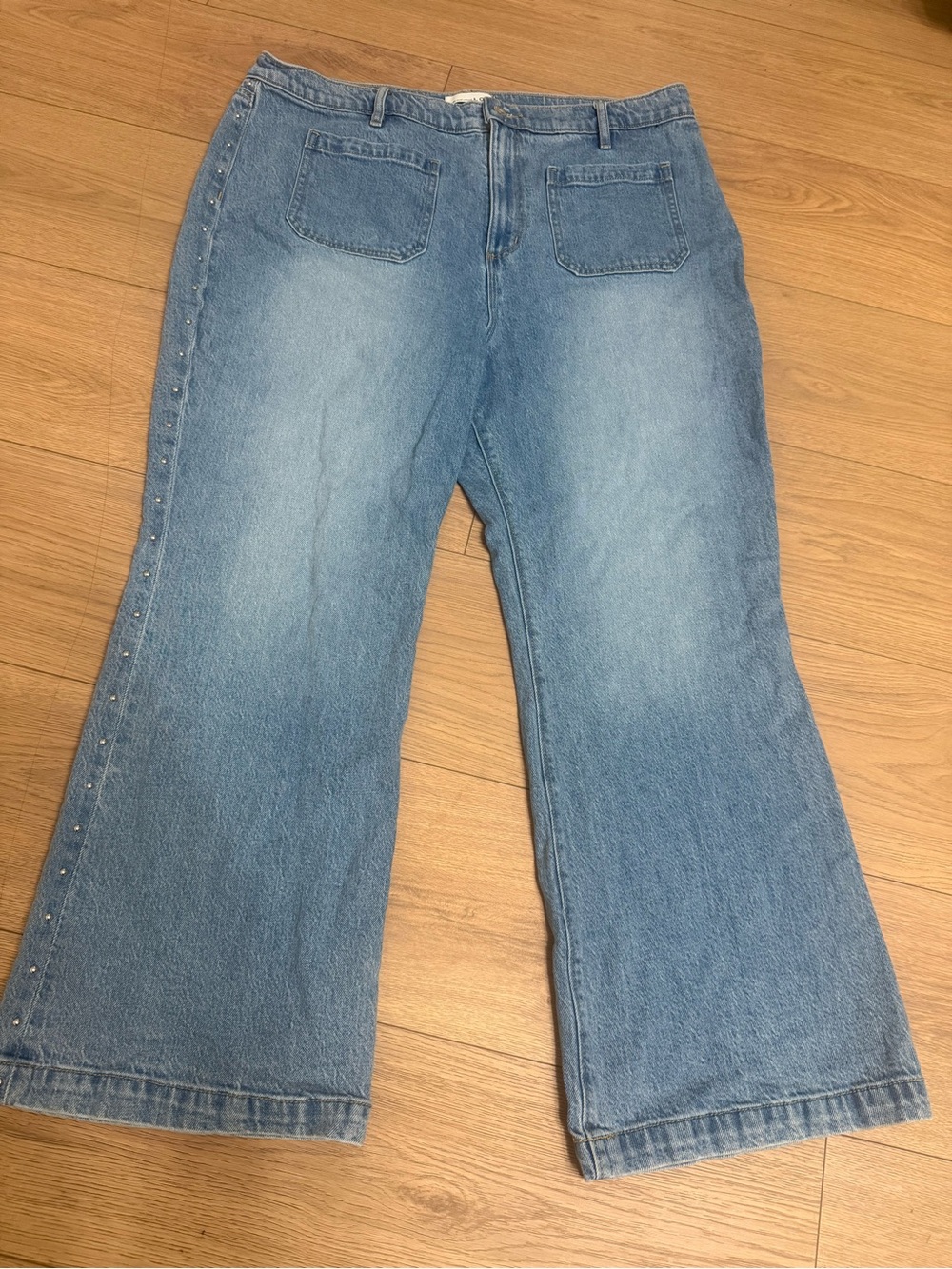 LOFT Light Blue Wide-Leg Jeans with Side Stud Detail